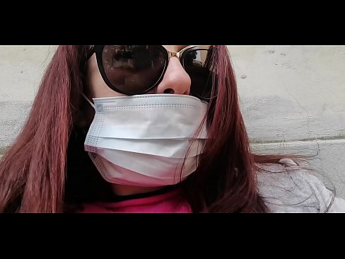 ❤️ ニコレッタは隣人に復讐し、彼のガレージでおしっこをする（特別Covid19イタリア検疫所） ❤ ポルノビデオ ❌️❤